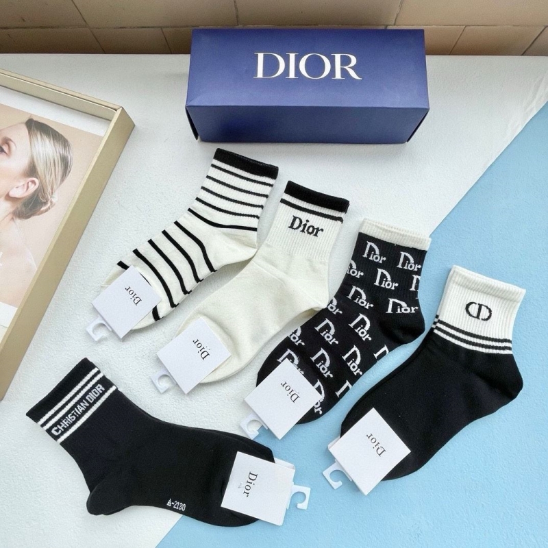 DIOR